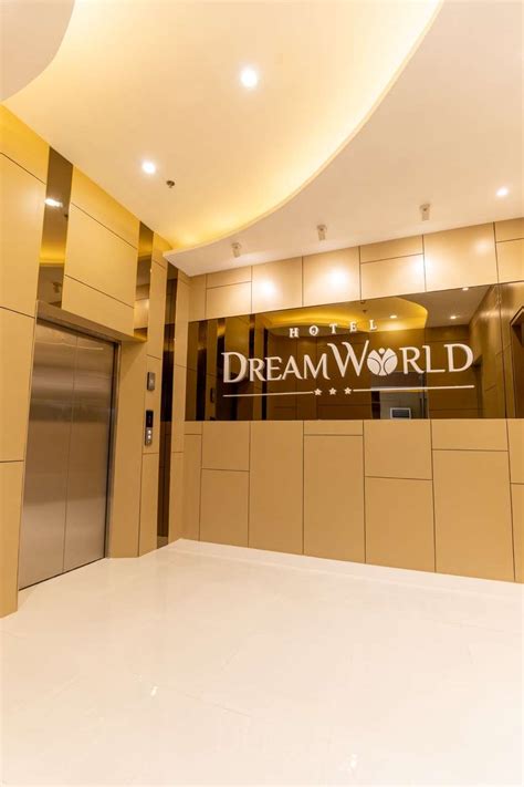 Hotel Dream World East Ortigas, Pasig .